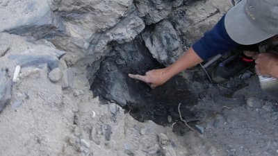 Hole in the bedrock